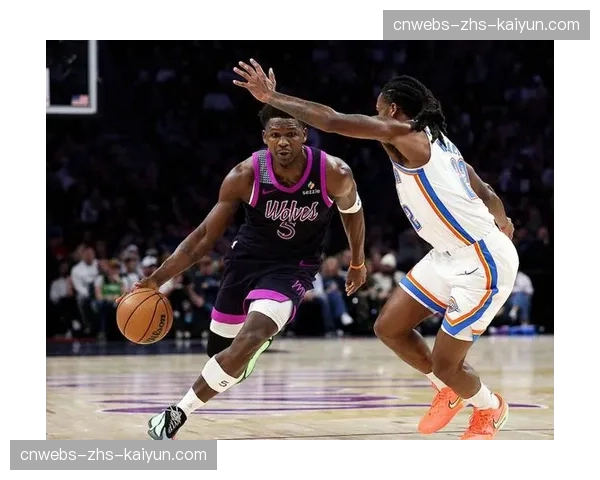 特写：最后一攻，亚历山大单打爱德华兹完成高难度后仰